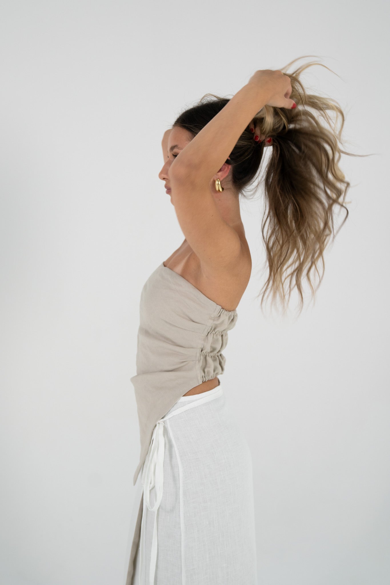 Reversible Cassie Top in White/Sand