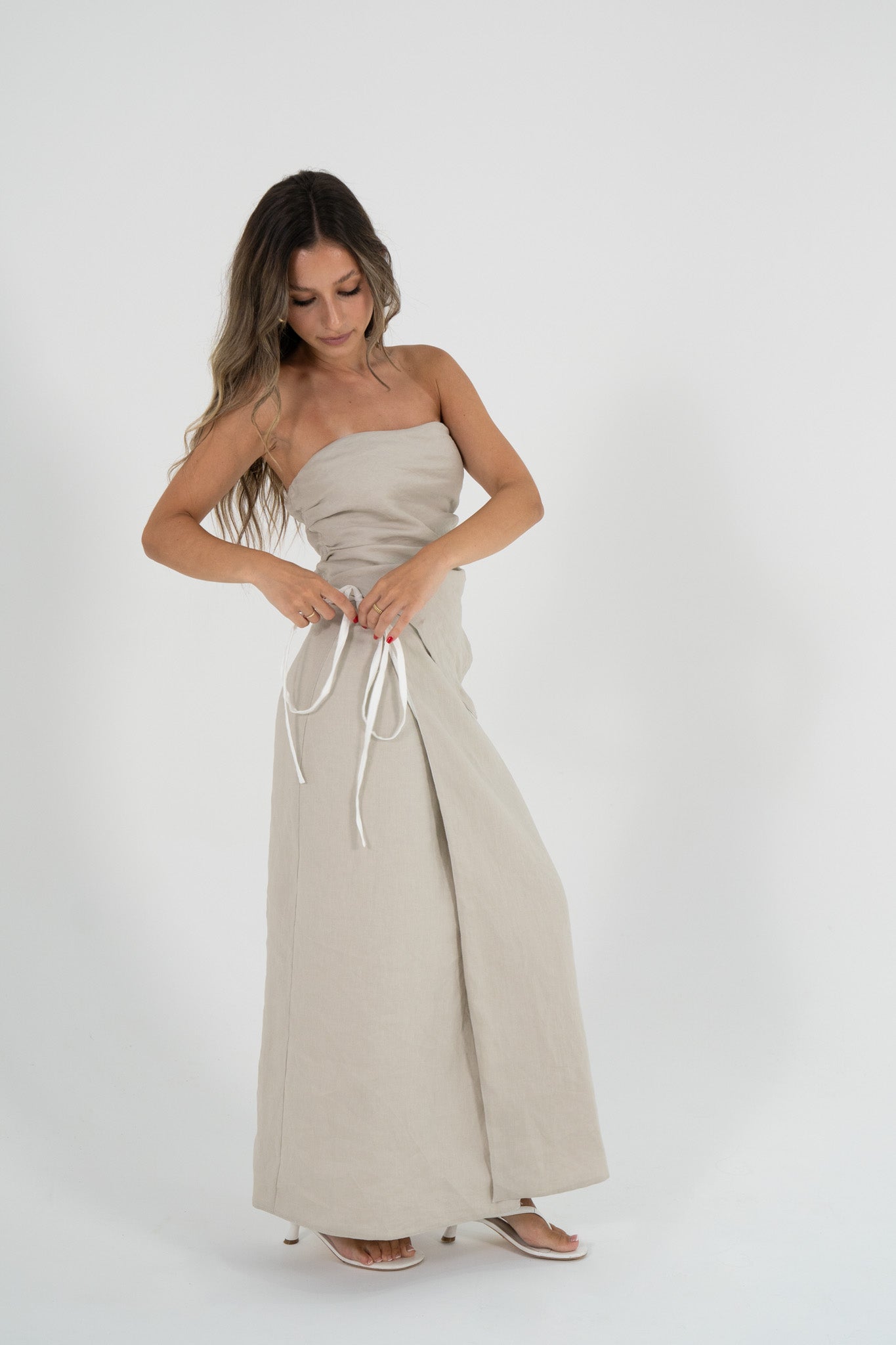 Reversible Sofia Skirt in White/Sand