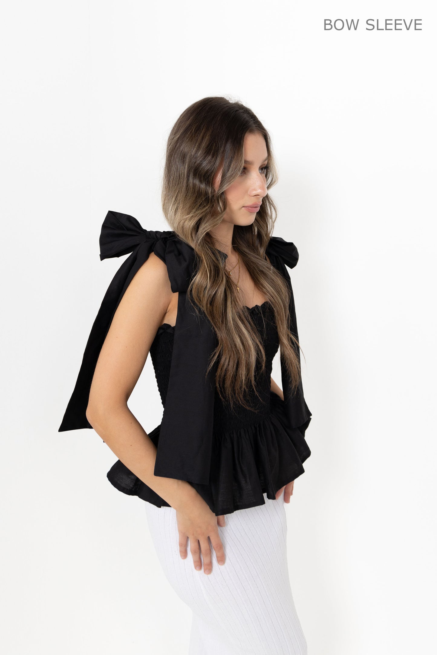 Black Loretta Top with Detachable Sleeves