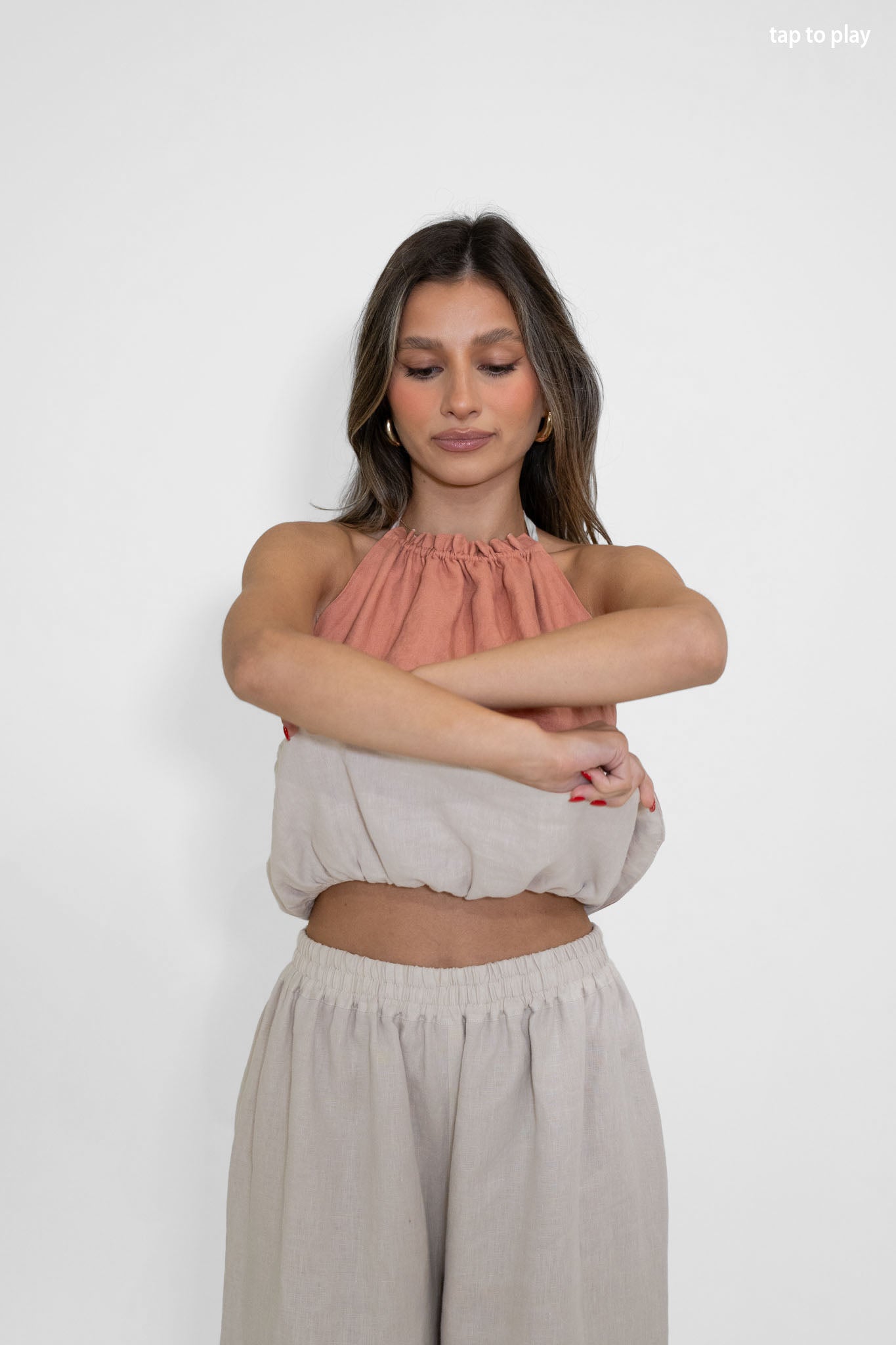 Reversible Halle Halter in Sand/Rosewood